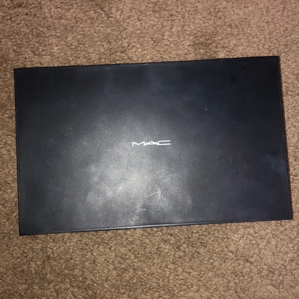 Mac double sided magnetic palette